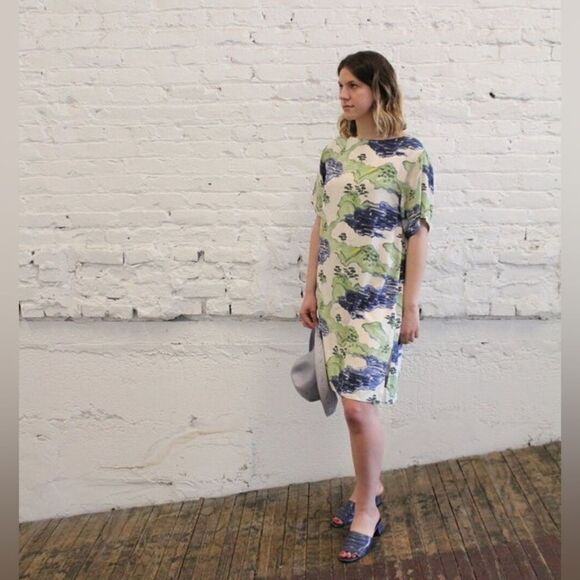 WHiT Esme Landscape Print Silk Dress NWT - Picture 16 of 16